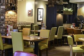 Premier Inn Macclesfield North