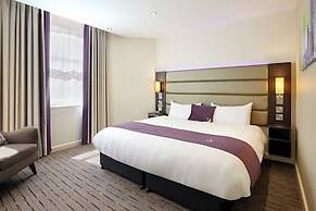 Premier Inn Bagshot