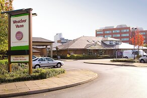 Premier Inn Bracknell Central