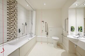 Premier Inn Woking Town Centre