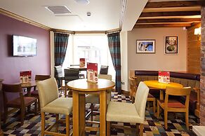 Premier Inn Glastonbury