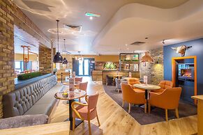 Premier Inn Yeovil Town Centre