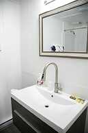 Westview Centre Motel Ltd.