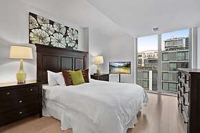 Global Luxury Suites at Chinatown