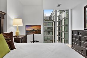 Global Luxury Suites at Chinatown