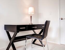 Global Luxury Suites at Chinatown