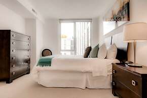 Global Luxury Suites at Chinatown