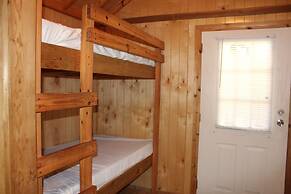 Hemlock Campground And Cottages