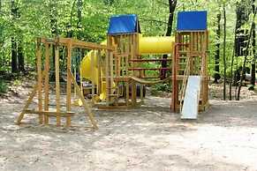 Hemlock Campground And Cottages