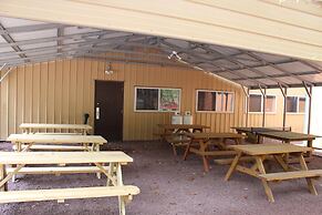 Hemlock Campground And Cottages