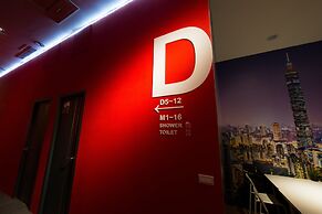 SleepBox Hotel - Ximen