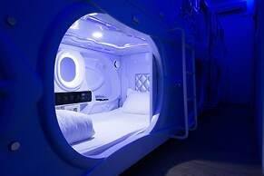 SleepBox Hotel - Ximen