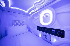 SleepBox Hotel - Ximen