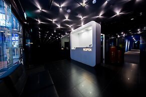 SleepBox Hotel - Ximen