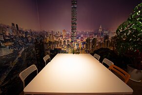 SleepBox Hotel - Ximen