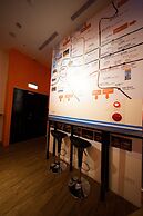 SleepBox Hotel - Ximen