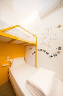 SleepBox Hotel - Ximen