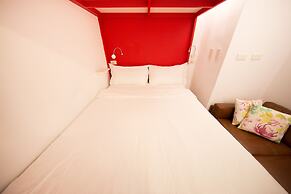 SleepBox Hotel - Ximen