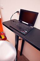 SleepBox Hotel - Ximen