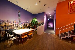 SleepBox Hotel - Ximen