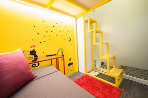 SleepBox Hotel - Ximen