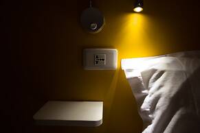 SleepBox Hotel - Ximen