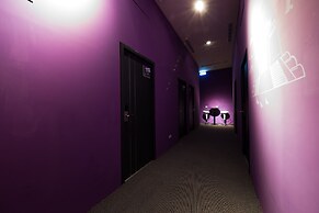 SleepBox Hotel - Ximen