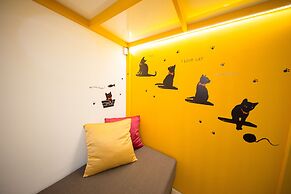 SleepBox Hotel - Ximen