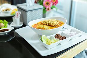 Bed by Tha-Pra Hotel and Apartment