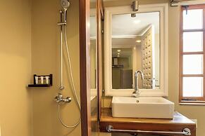 Olma Colonial Suites