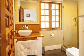 Olma Colonial Suites