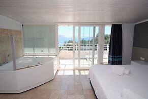 Nur Hotel