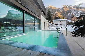 NH Collection Alagna Mirtillo Rosso