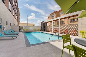 Home2 Suites by Hilton Irving / DFW Airport North