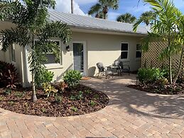 Twin Palms at Siesta