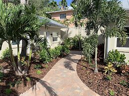 Twin Palms at Siesta