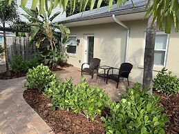 Twin Palms at Siesta