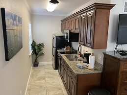 Twin Palms at Siesta