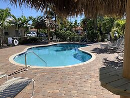 Twin Palms at Siesta