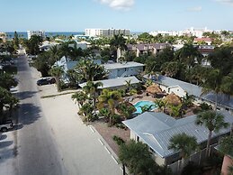 Twin Palms at Siesta