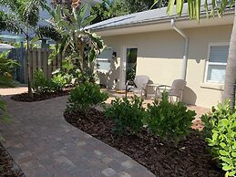 Twin Palms at Siesta