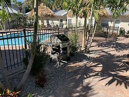 Twin Palms at Siesta