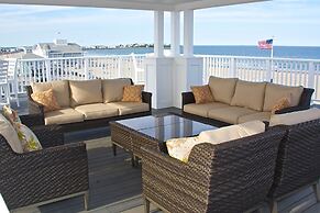 The Pelham Resort Motel