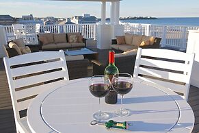 The Pelham Resort Motel