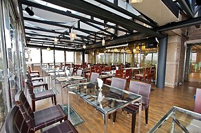 Hotel Les Champs Jiaosi