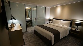 Hotel Midtown Richardson