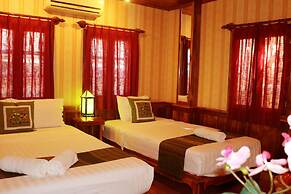 Apple Guesthouse