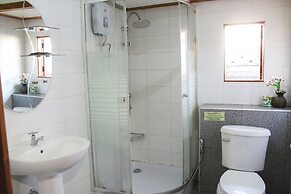Apple Guesthouse