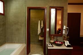 The Moon Residence & Spa