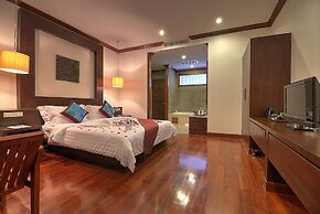 The Moon Residence & Spa